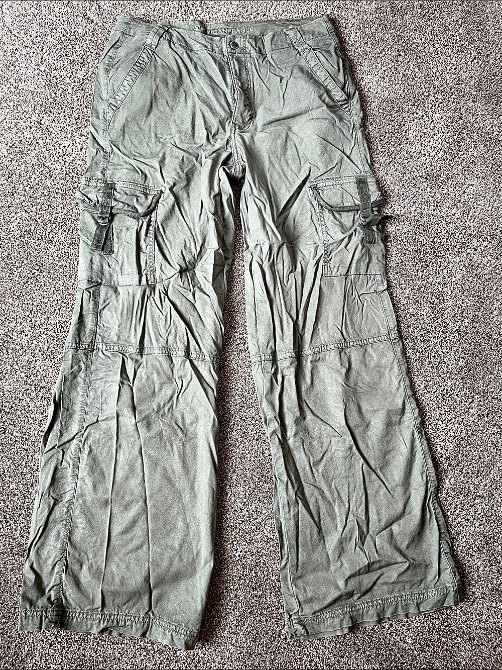 American Eagle Olive Green Cargo Pants Women's Wide Leg Green Size 10 long tall
